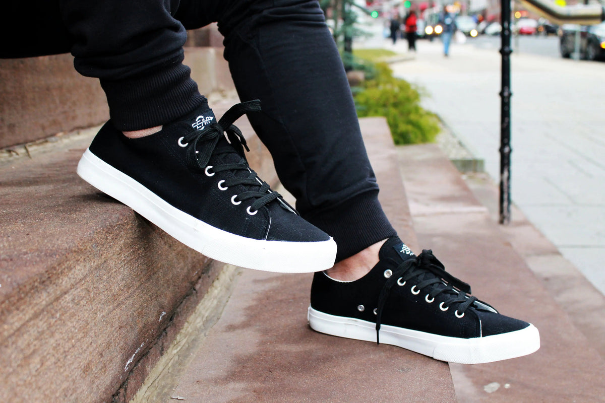 Fear0 NJ Retro Black/White Skateboard Men Canvas Shoes Sneakers Men - Mercantile Mountain